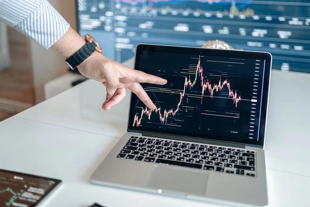 SEC Abolishes Pattern Day Trading Rule for Small Investors