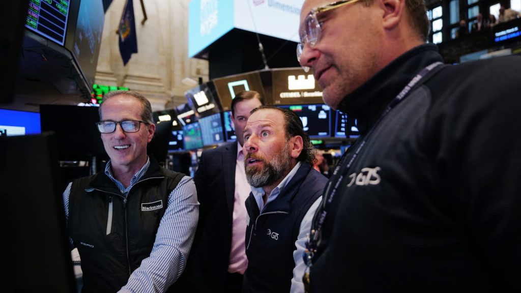 S&P 500 futures increase after major indexes have their best day since May: Live updates