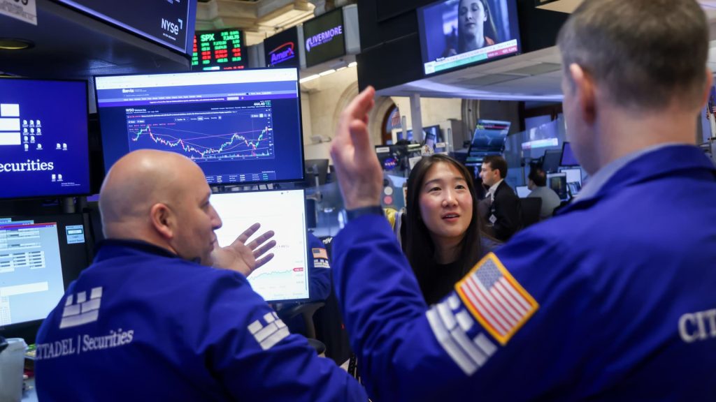 S&P 500 futures show slight movement following earnings reports from major companies Alphabet and Amazon: Live updates