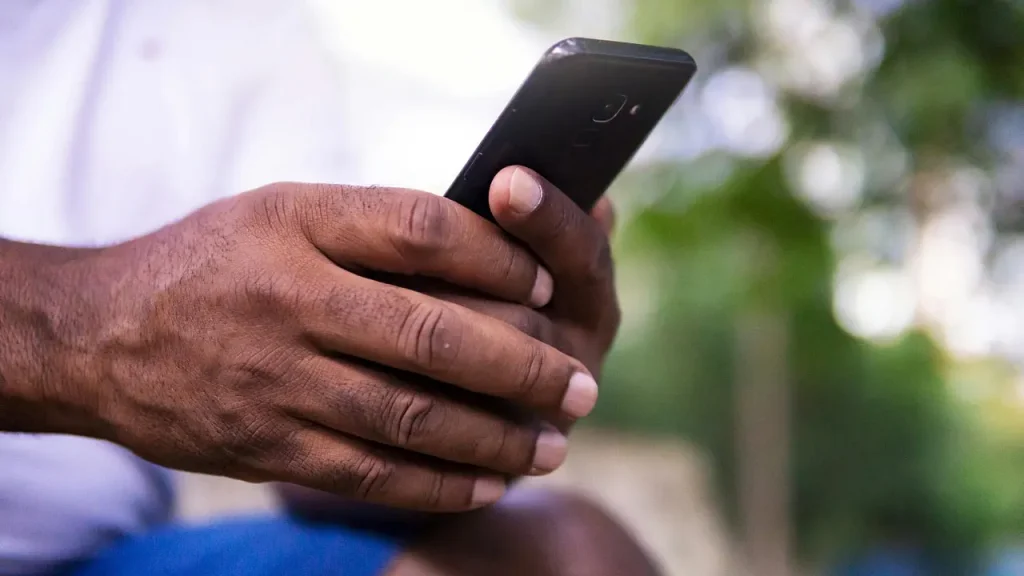 Samsung Messages set to conclude in 2026, and scammers are already taking advantage of it