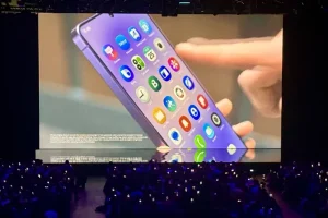 Samsung will stop its texting app and advises affected users to use Google Messages instead.