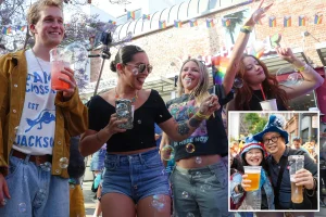 Santa Monica adopts legal open-container drinking to revitalize the Promenade