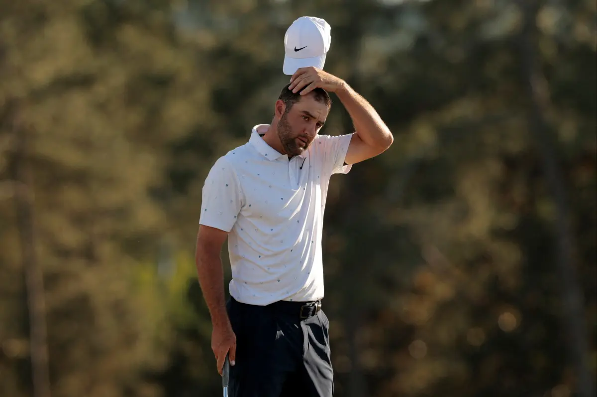 Scottie Scheffler believes the choice made by Masters officials cost him the opportunity to win the green jacket.