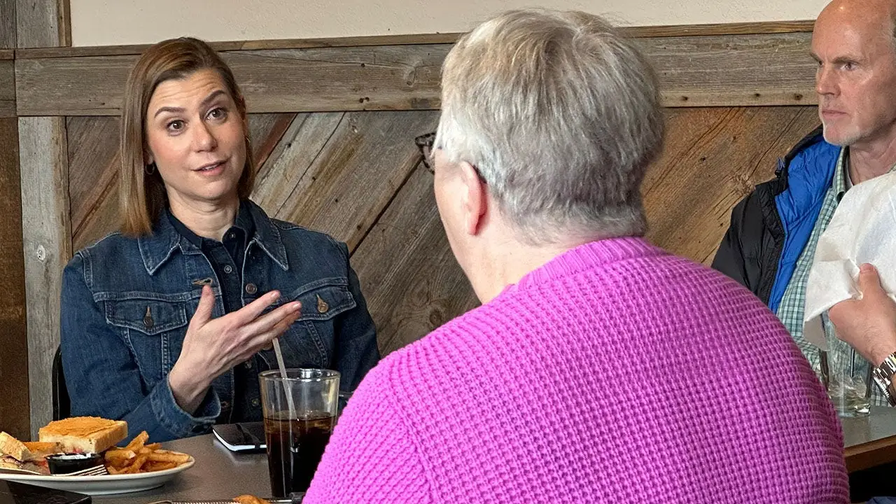 Senator Slotkin does not dismiss the possibility of a presidential run in 2028 from Michigan.