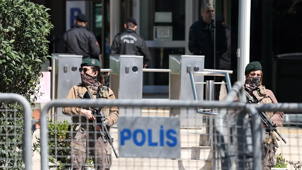 Shooting outside Israeli consulate in Istanbul results in one attacker dead