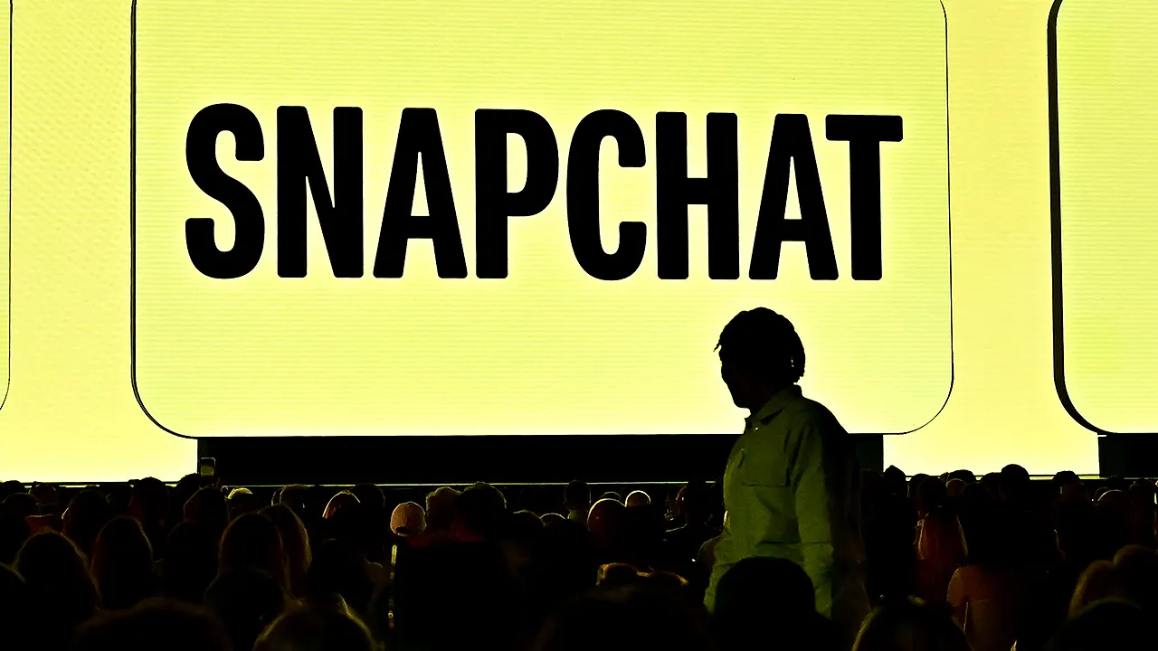 Snapchat's creator eliminates 1,000 positions in a restructuring focused on AI.