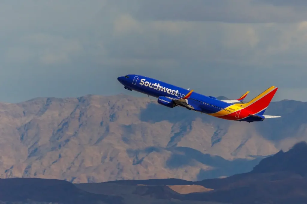 Southwest restricting every traveler to one mobile charger per flight