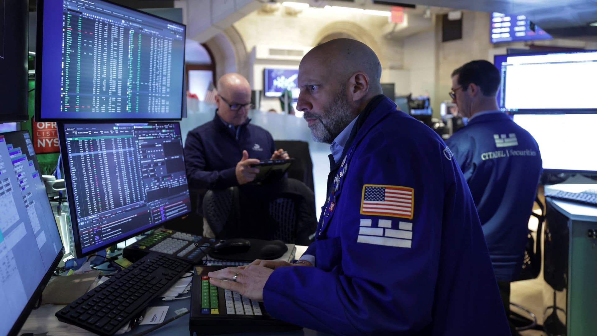 Stock futures remain mostly steady following Trump's announcement of a three-week extension to the Israel-Lebanon ceasefire: Live updates