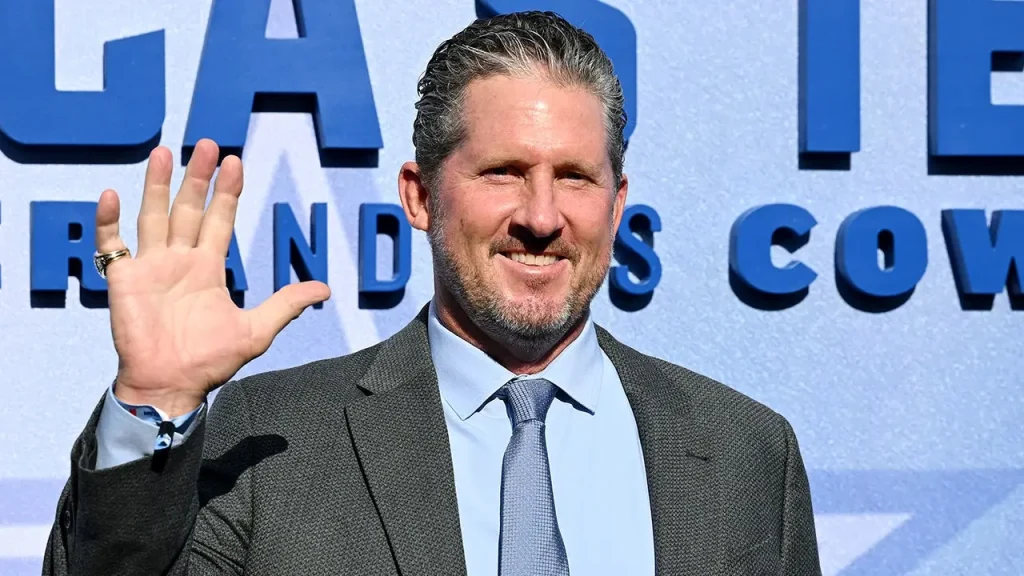 Super Bowl winner Steve Beuerlein utilizes AI to assess the risk of heart disease.