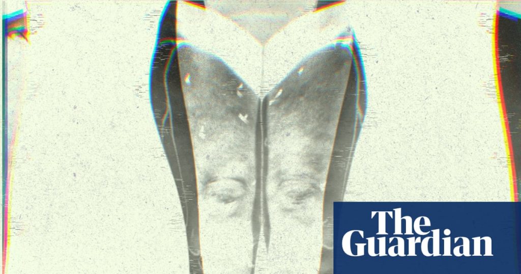 Swollen legs, painful heaviness, bumpy skin: what is lipedema?