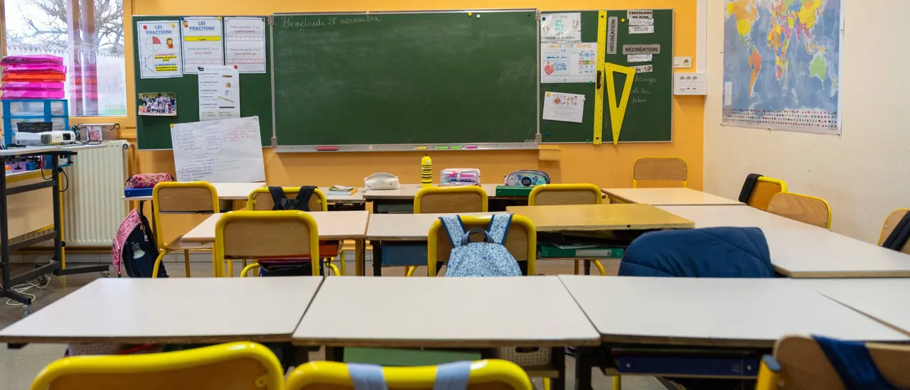 Teacher of the Year Candidate Allegedly Wore Leather Bondage in Reenacted Sex Scenes