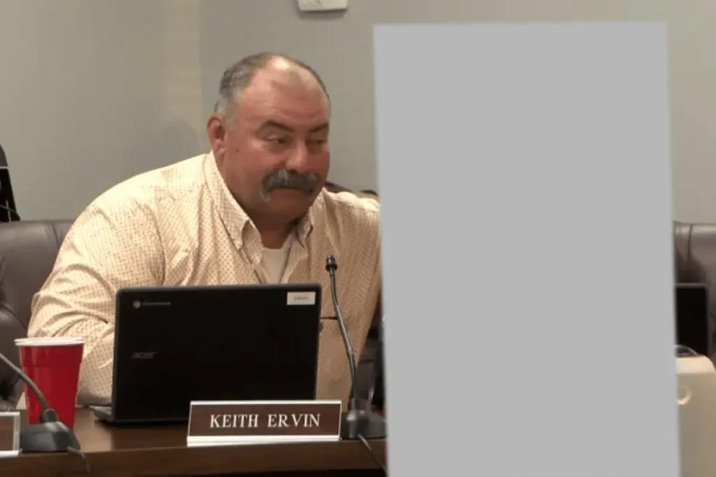 Tennessee school board member Keith Ervin criticized for weak response to inappropriate remark made to a student