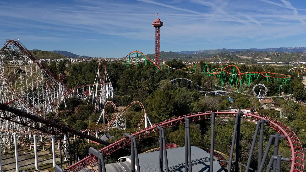 The first day at Six Flags St. Louis turned chaotic when a fight involving around 100 people erupted.