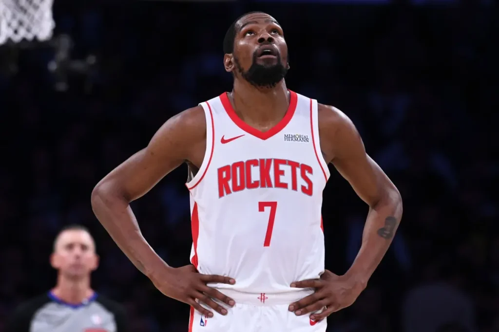 The reason Kevin Durant didn't sit on the bench during the Rockets' Game 3 defeat