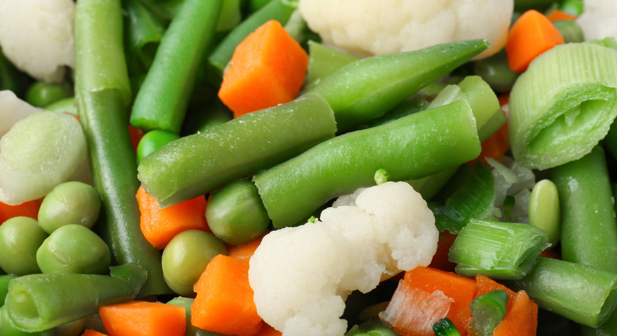 This frozen lunch meal that many Americans heat up at work has sodium levels comparable to consuming a whole bag of chips, a cardiologist says.