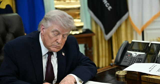 Trump Signs Order Restricting Eligibility Duration and Transfer Limits