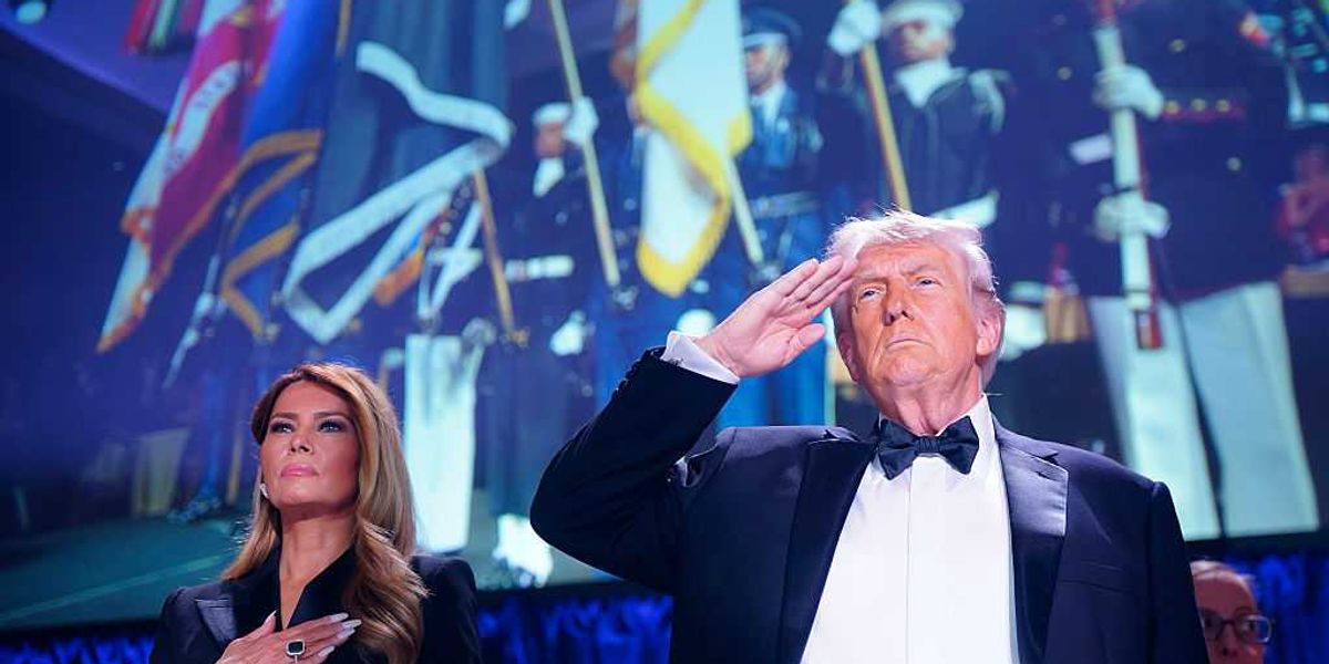 Trump repeats demand for quick finish of White House project after WHCD shooting