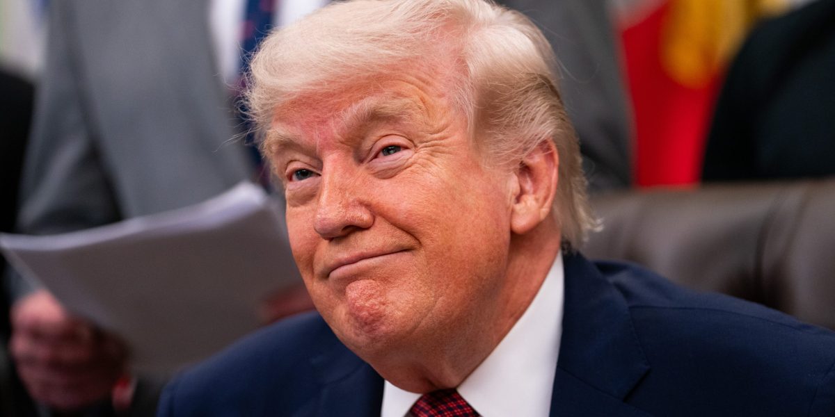 Trump's team is organizing another memecoin conference, and the cost to attend has significantly decreased.