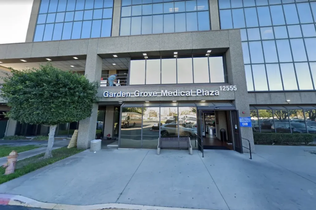 Two-day-old infant dies following circumcision without anesthesia; doctor faces charges