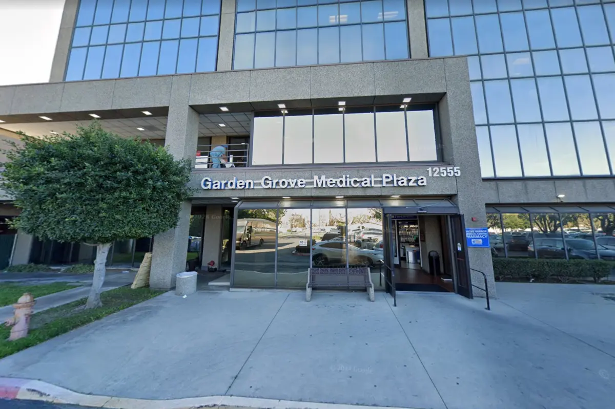 Two-day-old infant dies following circumcision without anesthesia; doctor faces charges