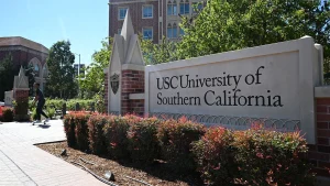 USC Lyon Center gym trialing an 'inclusive workout area' that allegedly bars men