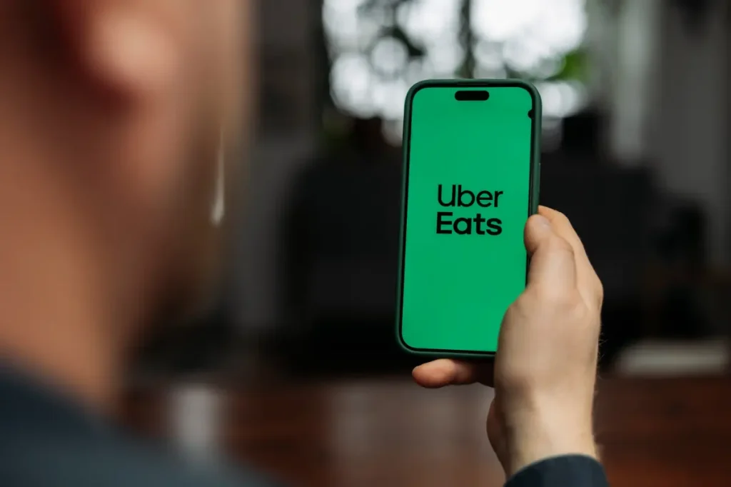 Uber Eats introduces simpler returns with immediate refunds, but there’s a catch.