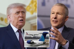 United Airlines CEO proposed a major merger with American to Trump, according to a report.