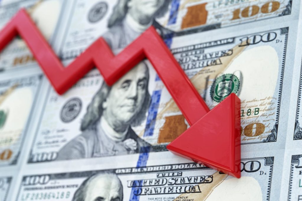 VTI or VOO: Which Vanguard ETF is Best to Buy When the Market Drops?
