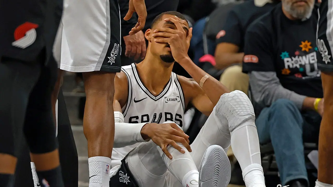 Victor Wembanyama unavailable for Spurs Game 2 after entering concussion protocol