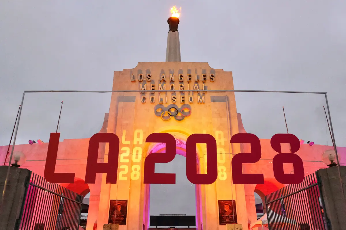 Ways to get involved as a volunteer for the 2028 Summer Olympics in Los Angeles