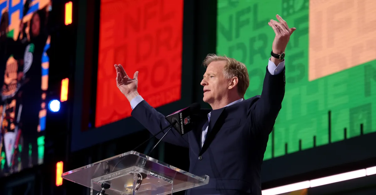 What is the number of picks each team holds for the 2026 NFL Draft?