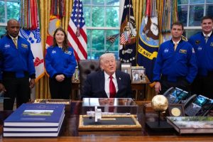 White House welcomes Artemis II astronauts in the Oval Office