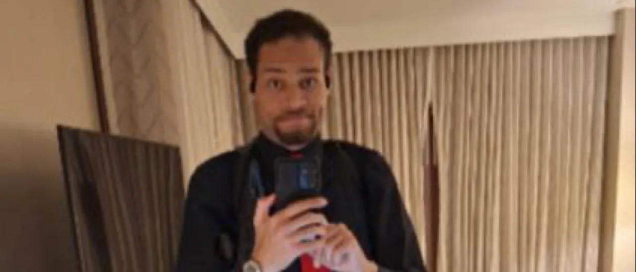 Would-be assassin of Trump concealed a stash of weapons under a long black coat as if he were 'Neo' from the Matrix