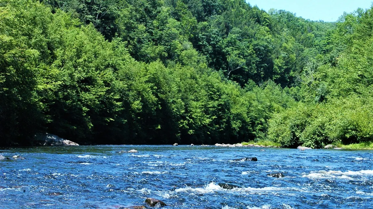 12-year-old boy loses life while rafting with school in Pocono Mountains