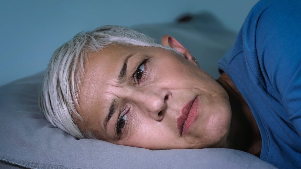 A Possible Early Indicator of Alzheimer's Could Be Causing Sleepless Nights for Some Women