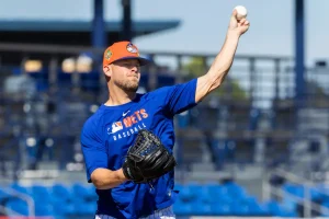 A.J. Minter is taken off the Mets rehab assignment due to a hip problem.