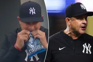 Aaron Boone shares his experience with a bag of sunflower seeds