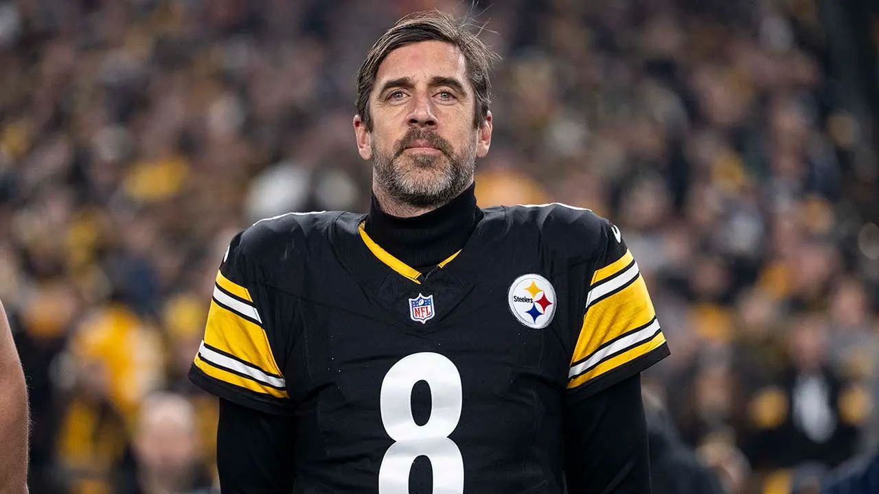 Aaron Rodgers did not visit the Steelers, despite circulating reports over the weekend.