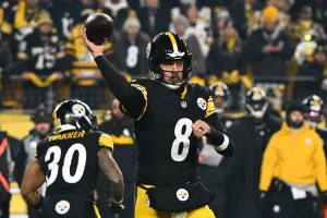 Aaron Rodgers tested the Steelers' patience with his last-minute return decision.