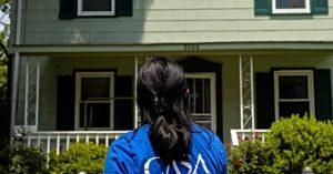 Activists in Key District Seek Candidates Who Prioritize Immigrants