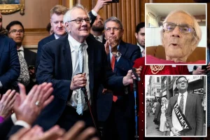 Ailing former Representative Barney Frank shares a serious warning from hospice about Democrats moving too far left.