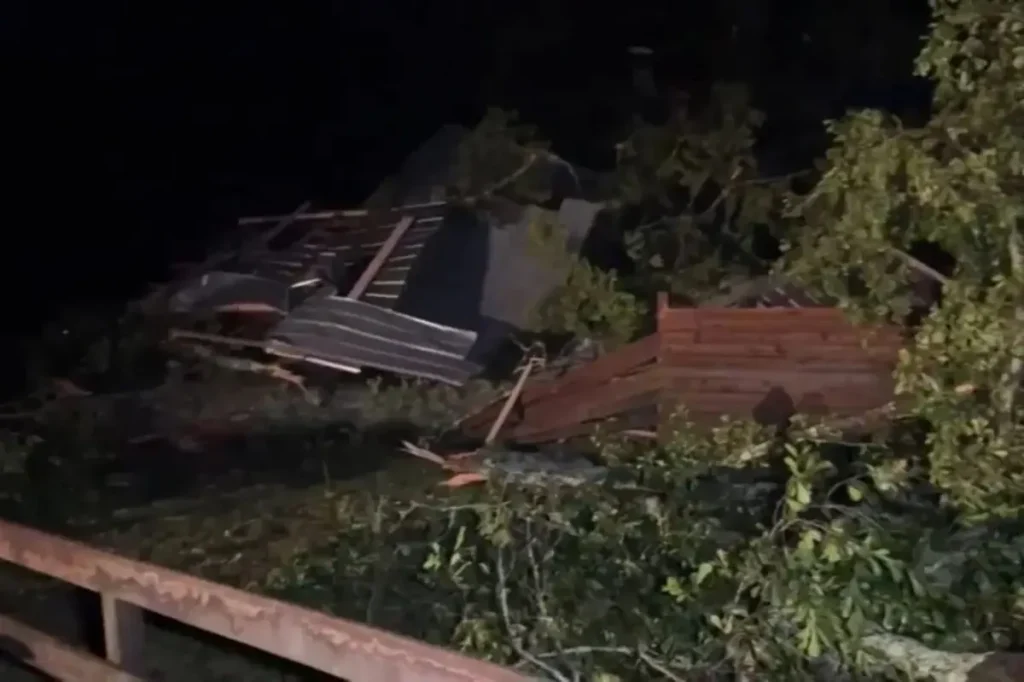Almost 500 houses affected by storms in Mississippi with several tornadoes reported