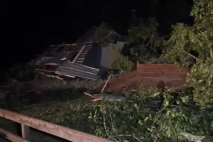 Almost 500 houses affected by storms in Mississippi with several tornadoes reported