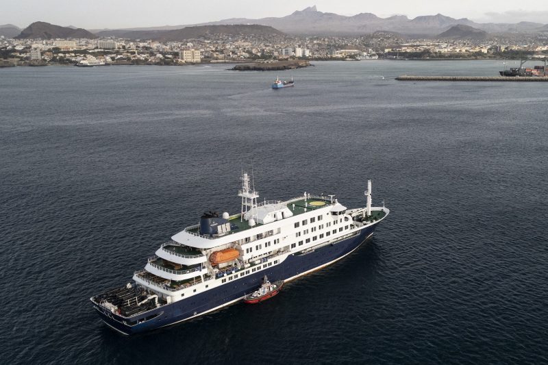Americans from the cruise ship affected by hantavirus to be quarantined in Nebraska