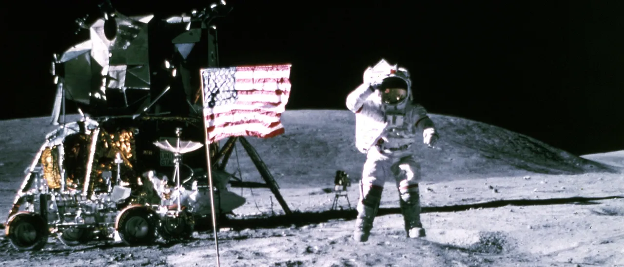 Apollo 12 Crew Reports Observing ‘Streaks Of Lights’ In Their Vision, New UFO Document Release Reveals