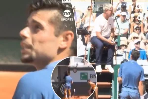 Arthur Gea leaves during a match for a restroom break in chaotic French Open moment: ‘I need to go’