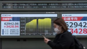 Asian markets gain as investors overlook Trump’s ceasefire alert