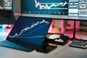 Bitcoin surpasses $78K, with ETH, SOL, and DOGE also rising as Senate passes Clarity Act yield obstacle.