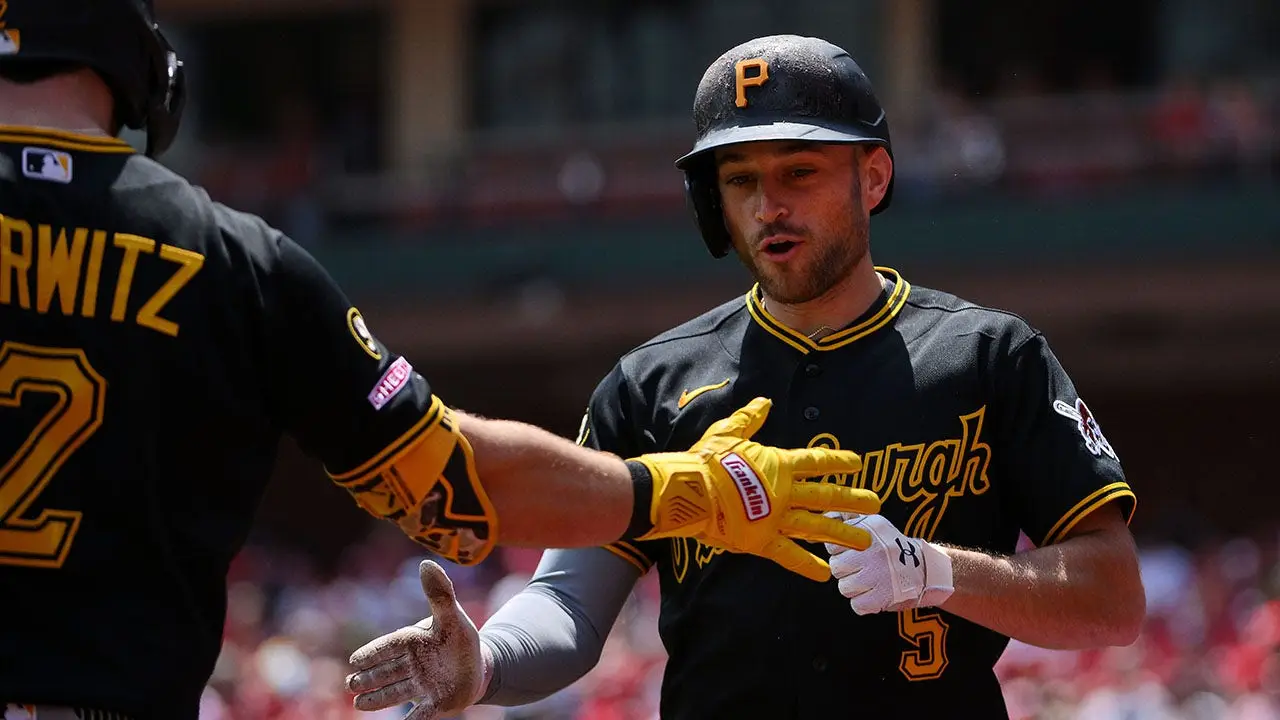 Brandon Lowe of the Pirates receives first career ejection after ABS challenge turns down in defeat