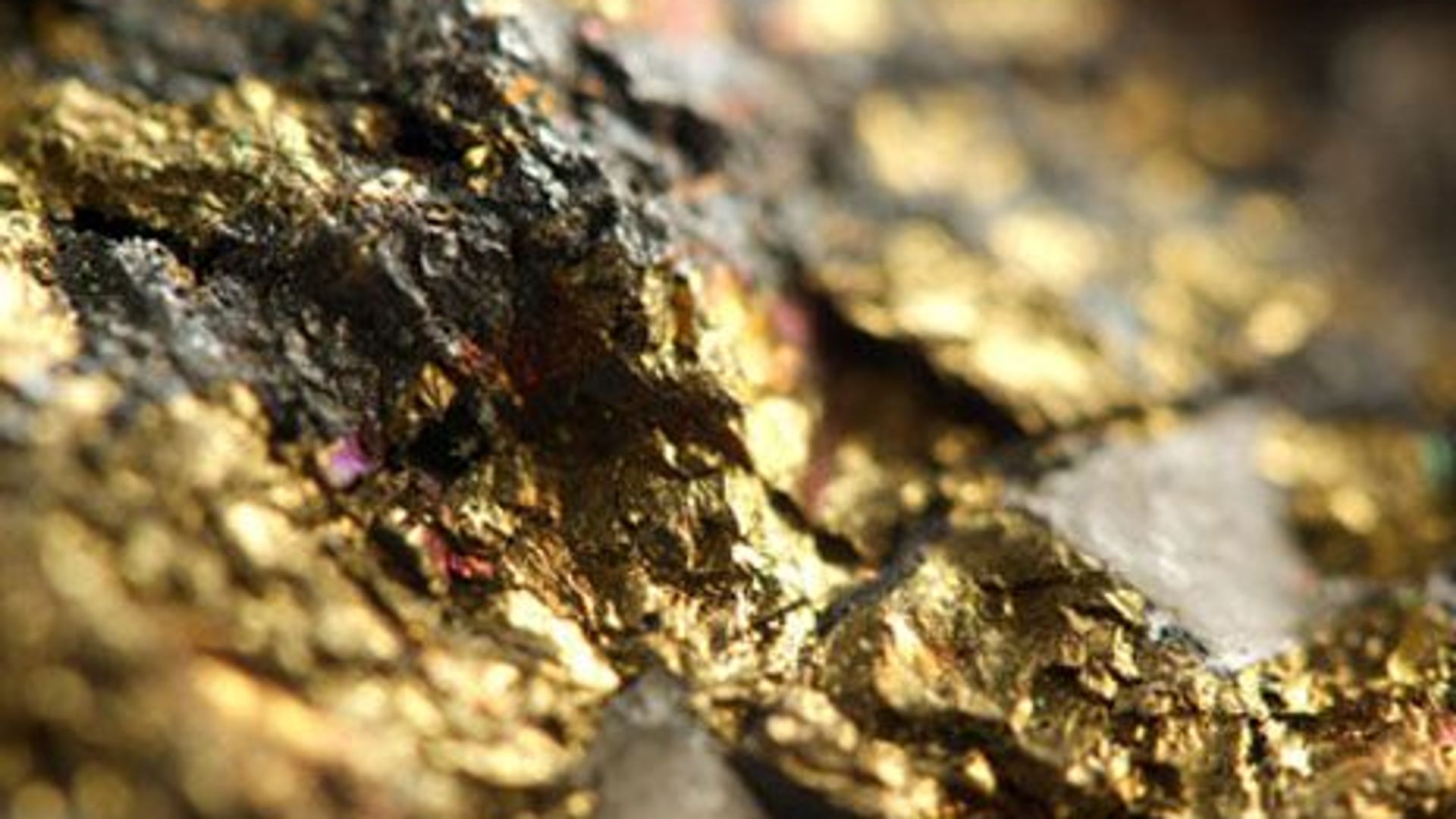 Brokerages remain optimistic about gold prices despite short-term challenges.